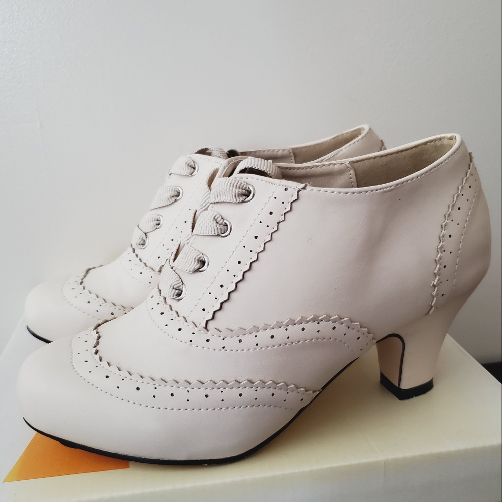 Modcloth Oxford Heels